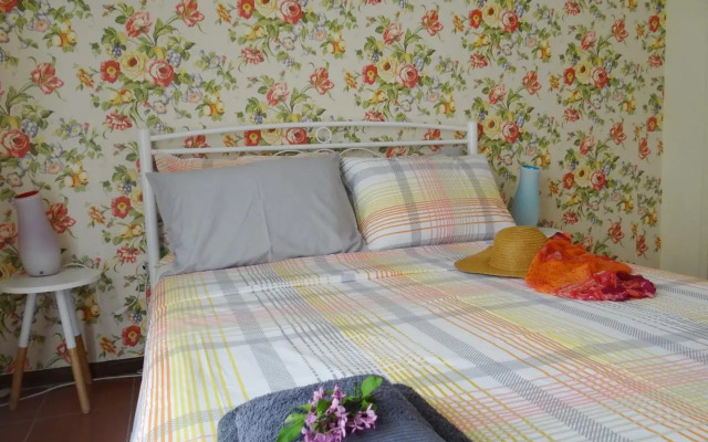 Floral Tribute Studio