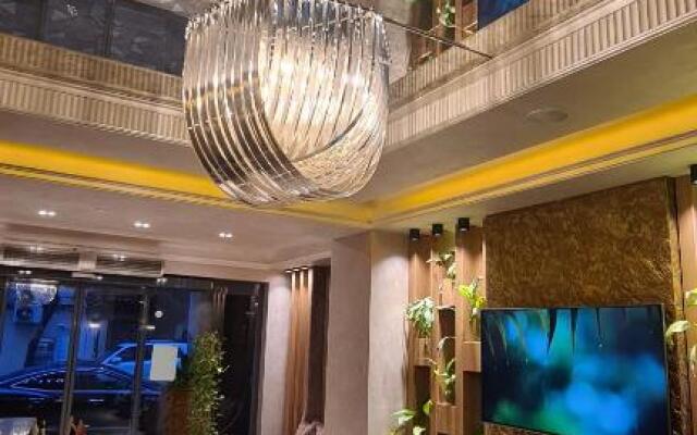 Home Boutique Hotel