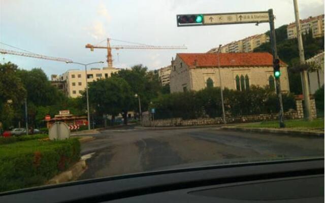 Apartment And Room Zeko