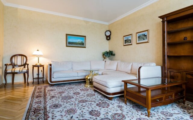 MaxRealty24 Marii Ulianovoy 12