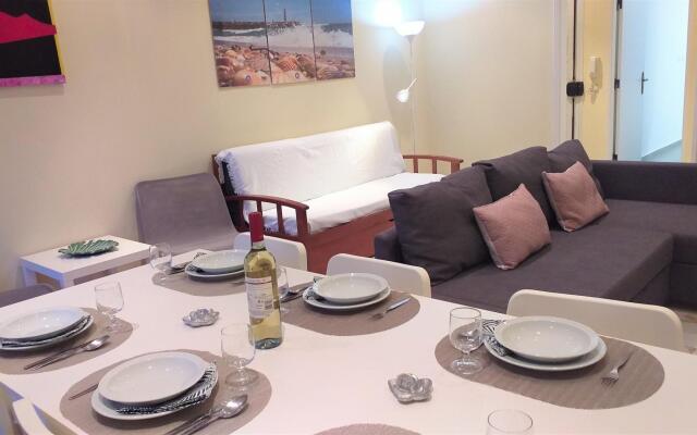 T2 Mouramar Varanda Vista Piscina Golf 6 Pessoas