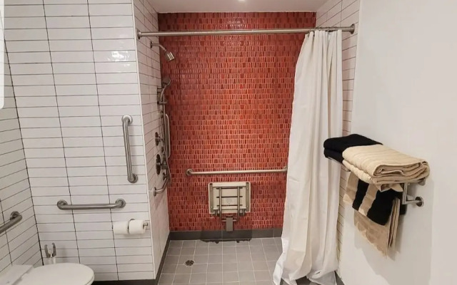 Rosa Linda- Luxe Rmntic Studio W Terrace