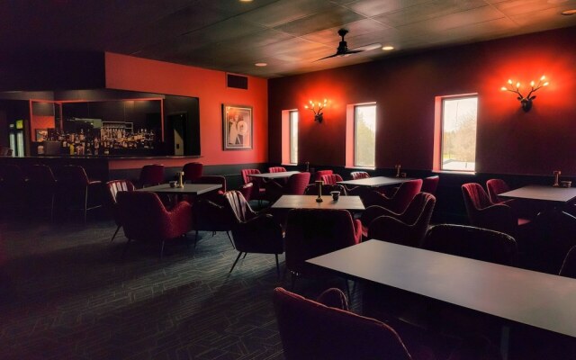 The Hotel at Falcon lake