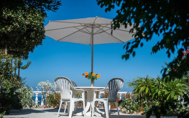 Rouladina Apt 4 in Stalos