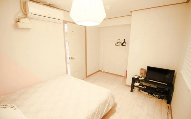 Seoul Station Dada House