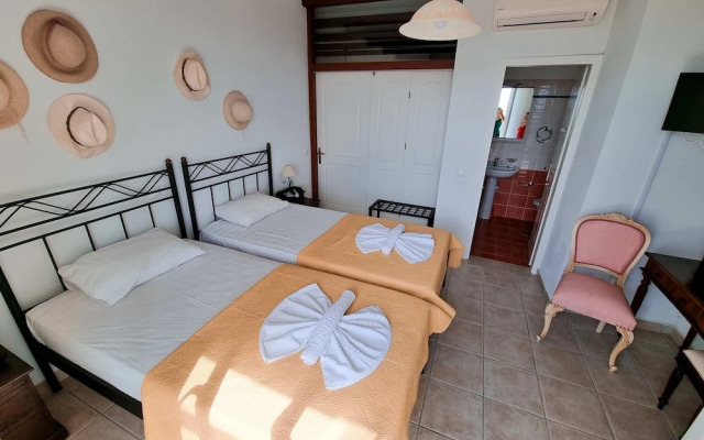 Kefalonia Family Getaway - Summer Garden Retreat