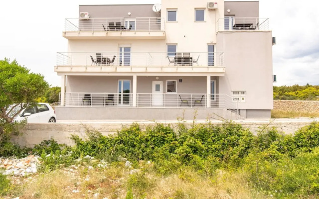 Apartment in Novalja Near Sea Beach