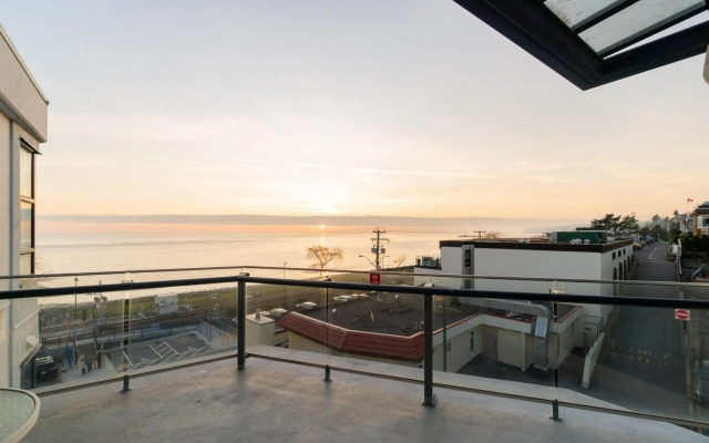 Ocean Promenade Hotel
