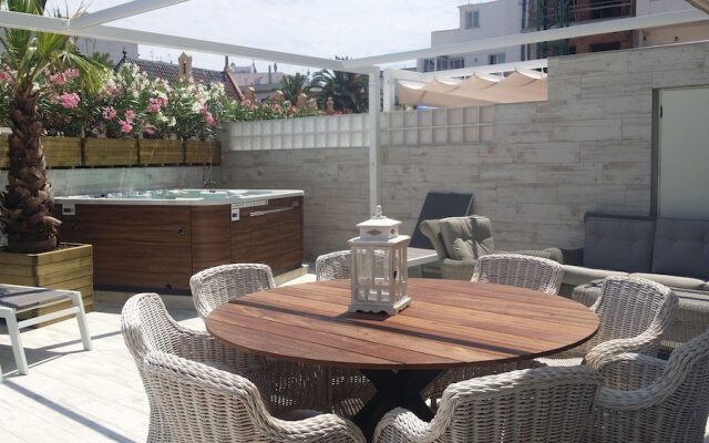 Sitges Centre Mediterran Apartments - 4
