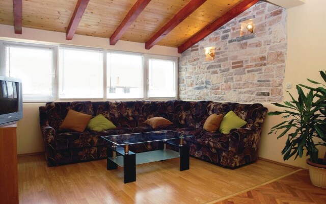 Beautiful Home in Pula With Wifi and 3 Bedrooms