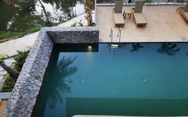 Khaolak Wanaburee Resort