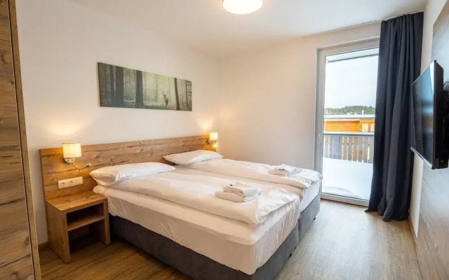 Spacious Apartment With Terrace for 8 Guests