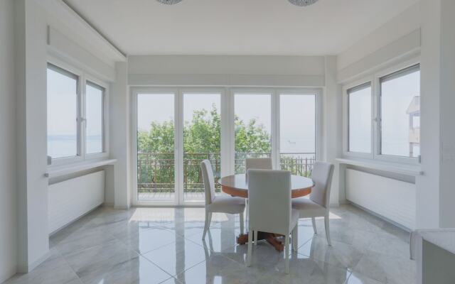 Strada del Friuli Sea View and Terrace