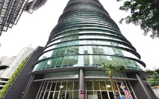Vortex Suites KLCC by Luna