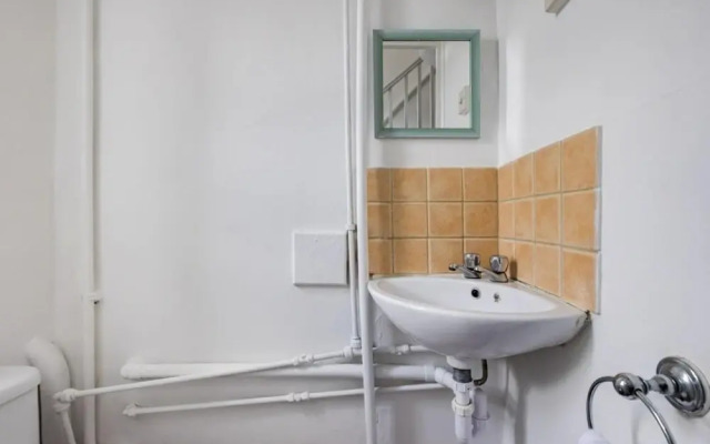 The Vauxhall Bolthole - Elegant and Bright 2bdr Flat