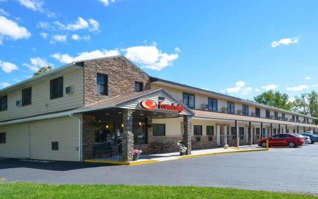 Econo Lodge Rochester I-90 & I-390