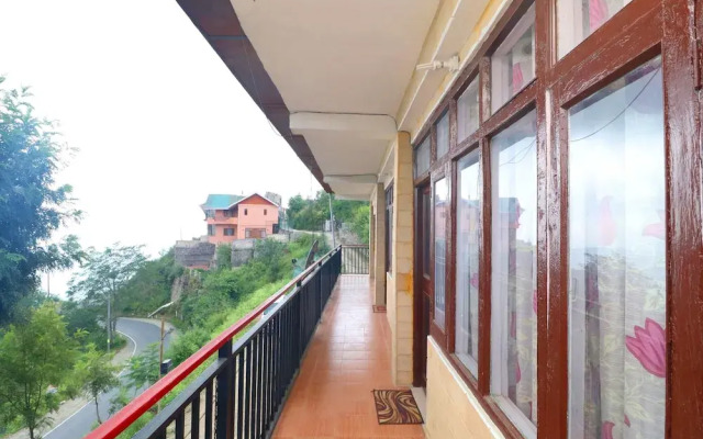 Oyo Home 18477 Cheerful Stay