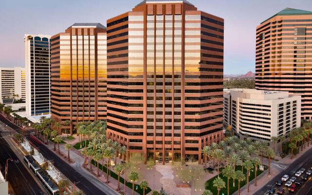 Embassy Suites by Hilton Phoenix Downtown North