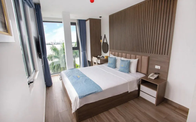 Lake View Hotel