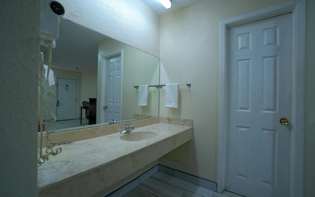 Texas Inn San Benito near Harlingen