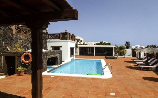 Villa Cristian With Private Pool in La Asomada