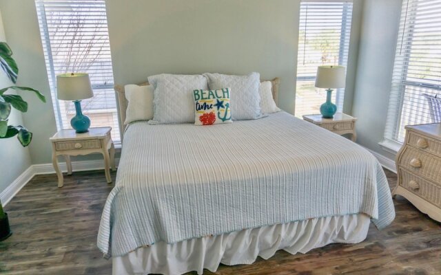 Brisas Del Mar 371 Maravilla Dr