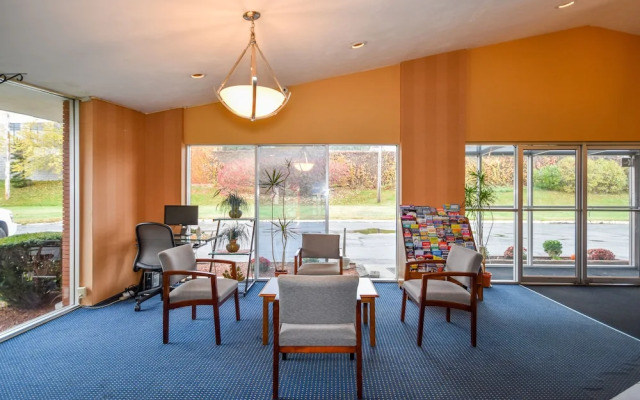 Monticello Inn Framingham