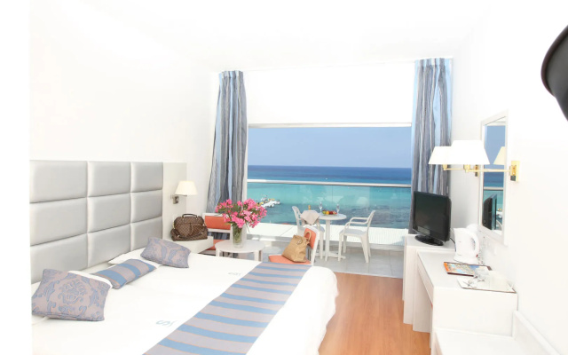 Silver Sands Beach