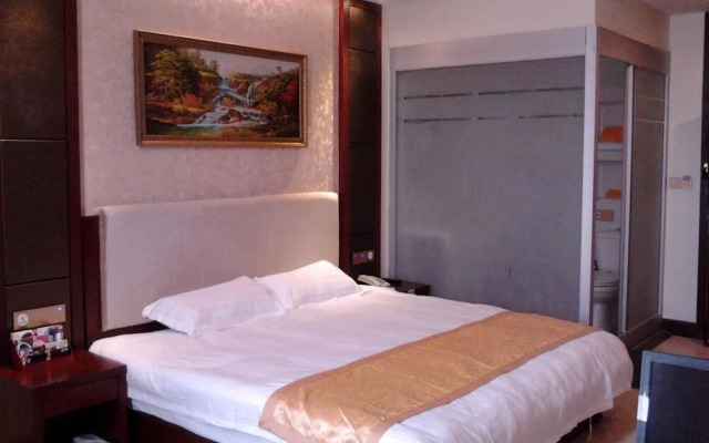 YHT Healthcare Chain Hotel