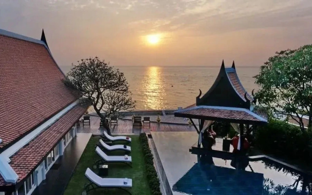 Luxury 5 Stars Beach Villa 6 Beds