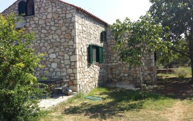 The Stone House-Zacharatos Nikolaos