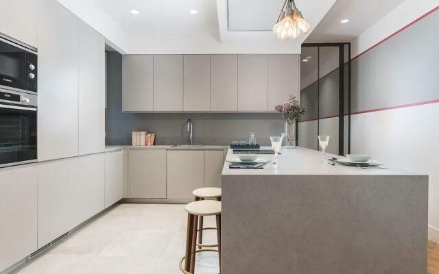 Home Club Alcala Apartments