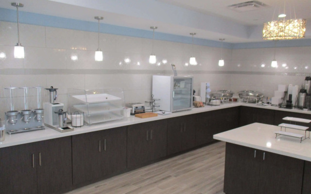 Best Western Plus Buda Austin Inn & Suites