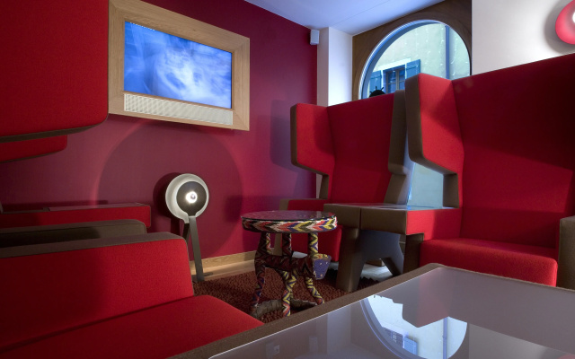 La Cour Des Augustins Boutique Gallery Design Hotel