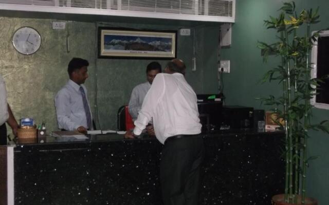 Hotel Raj Palace