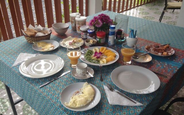 Bed & Breakfast To-Co