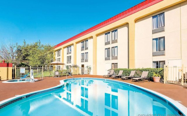 La Quinta Inn Oakland Airport & Coliseum