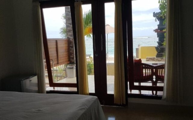 Segara Beach Inn