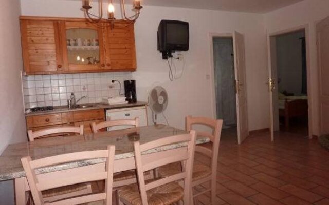 Fészek Apartmanház