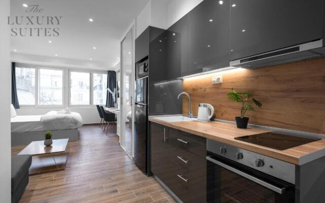 Adelle Apartments The Luxury Suites