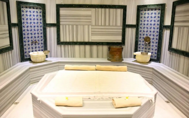 Merit Park Hotel Casino & SPA