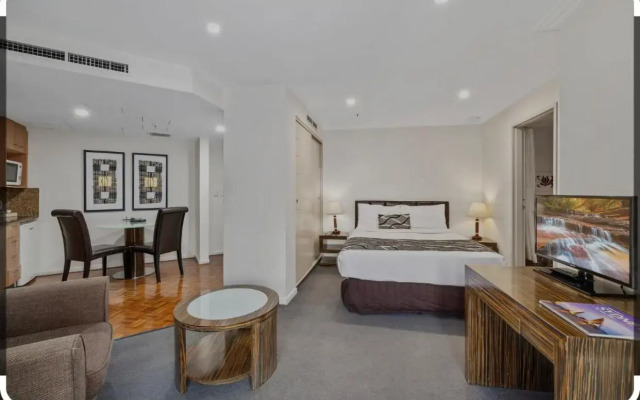 Seasons Darling Harbour Sydney Apartments