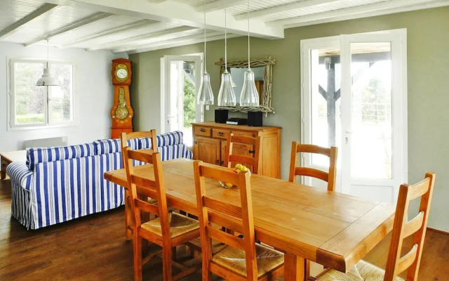 Holiday Home in Chenac With Stunning Terrace Views