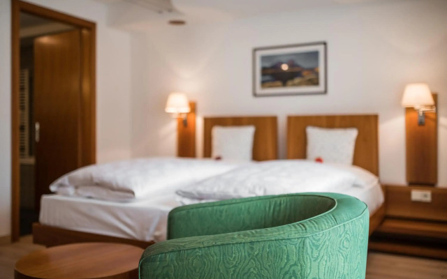 Hotel KRONE - eat, drink, stay