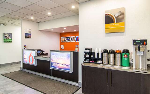 Motel 6 Starke, FL
