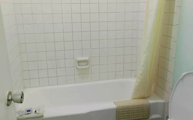 Budget Inn By OYO Edinburg Hwy 281