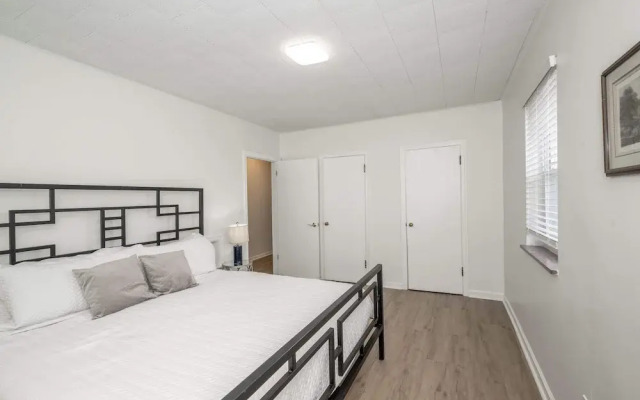 The Grand Elm Suite 1 Sleeps 4