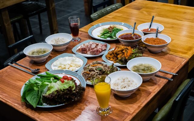 W Jiwoo Resort