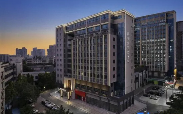 MEHOOD LESTIE Hotel (Guangzhou Huangpu Gongyuan)