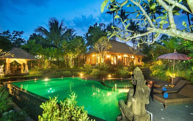 Bunut Garden Luxury Private Pool Villa